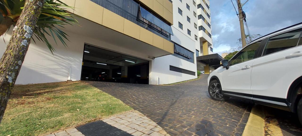 Gran Executive Hotel Uberlandia Bagian luar foto