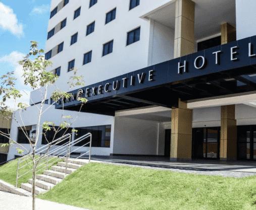 Gran Executive Hotel Uberlandia Bagian luar foto