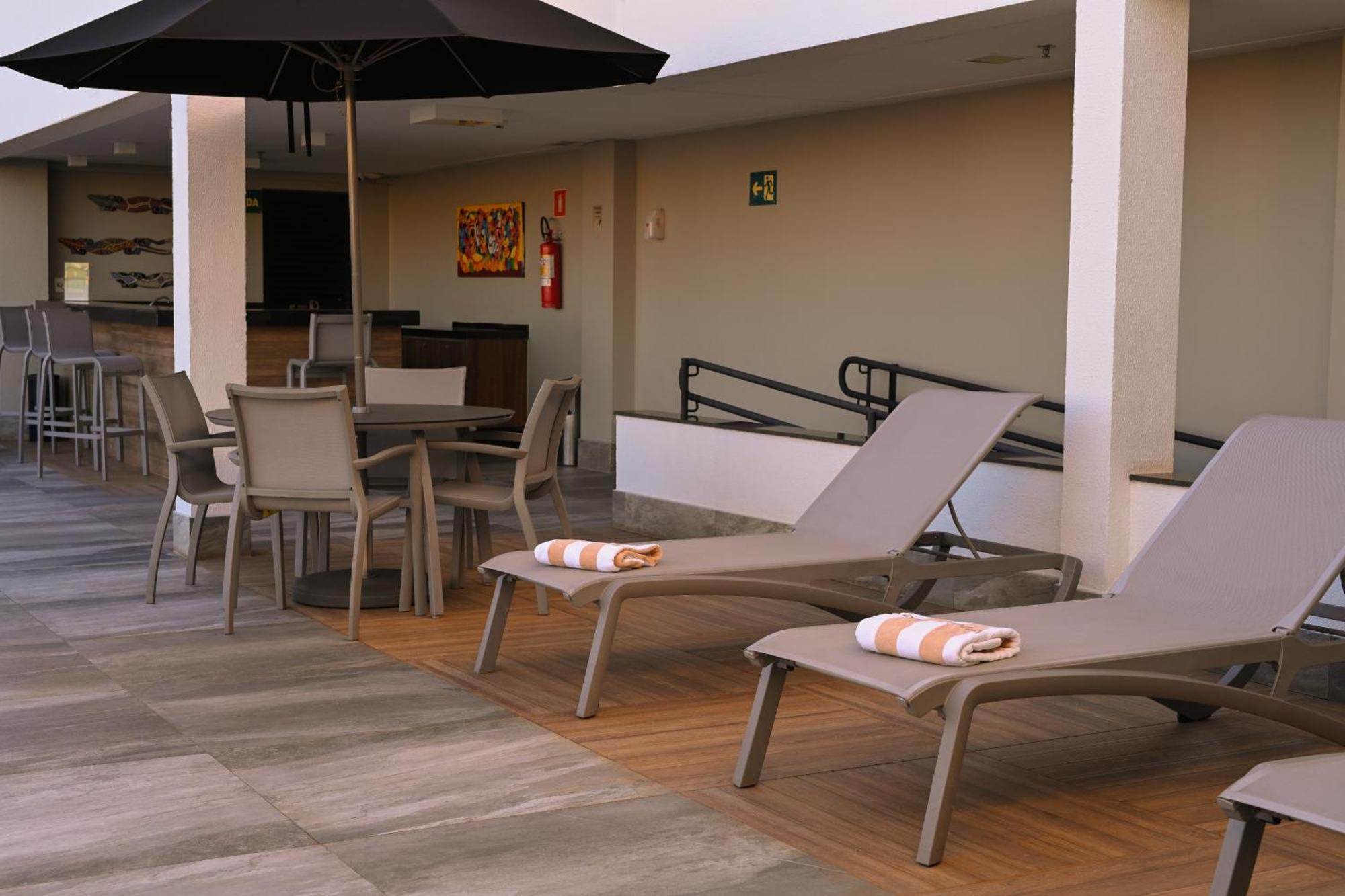 Gran Executive Hotel Uberlandia Bagian luar foto