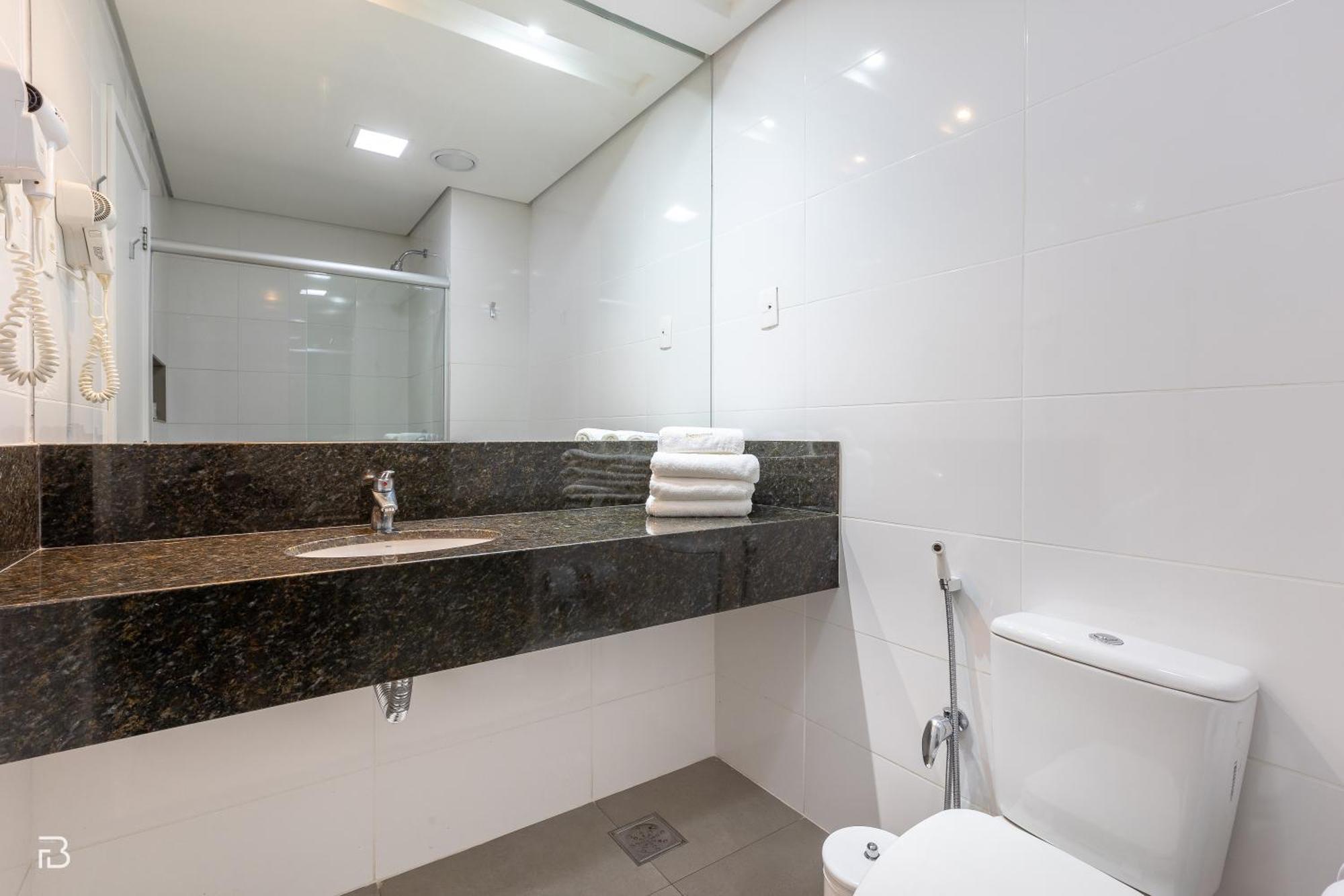 Gran Executive Hotel Uberlandia Bagian luar foto
